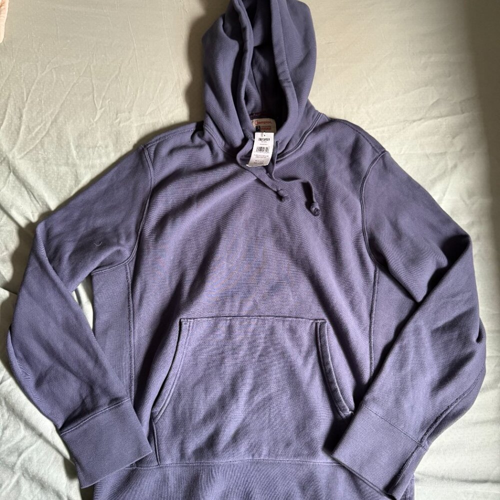 TODD SNYDER x CHAMPION POPOVER HOODIE in BLUE JEAN MEDIUM $138